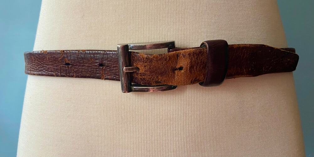 BACHRACH Brown Seriously Distressed Leather Belt Mens sz 40/42